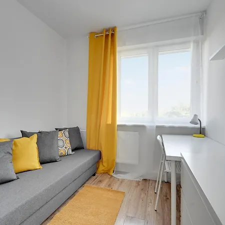 Zaspa 16c - Pilotow Homestay